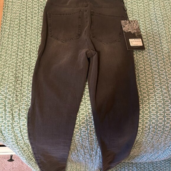 FITJEANS 360 V2 High Waisted Jean - Picture 5 of 8
